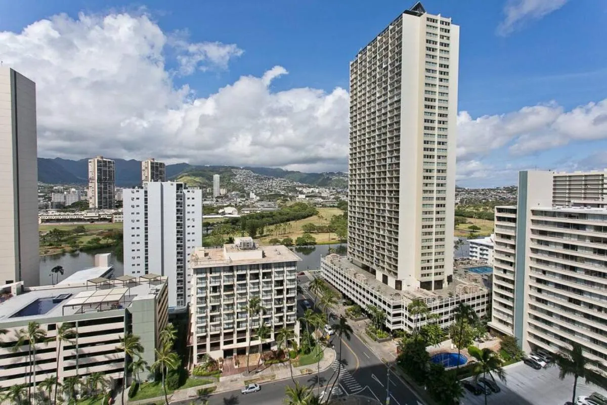 Image 6 of Royal Kuhio 1705 – Spacious Corner Unit with Stunning Mountain Views in the Heart of Waikiki!