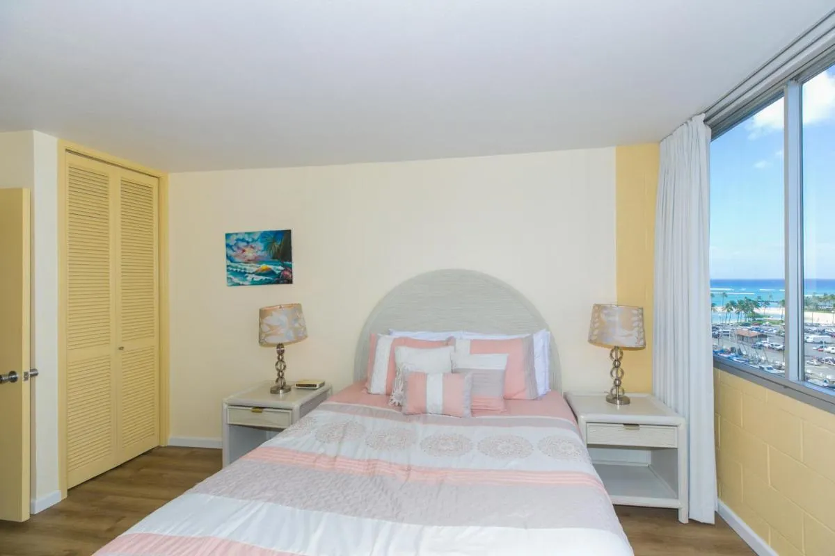Image 6 of Spacious One Bedroom Harbor View Condos at Ilikai Marina With Private Balcony