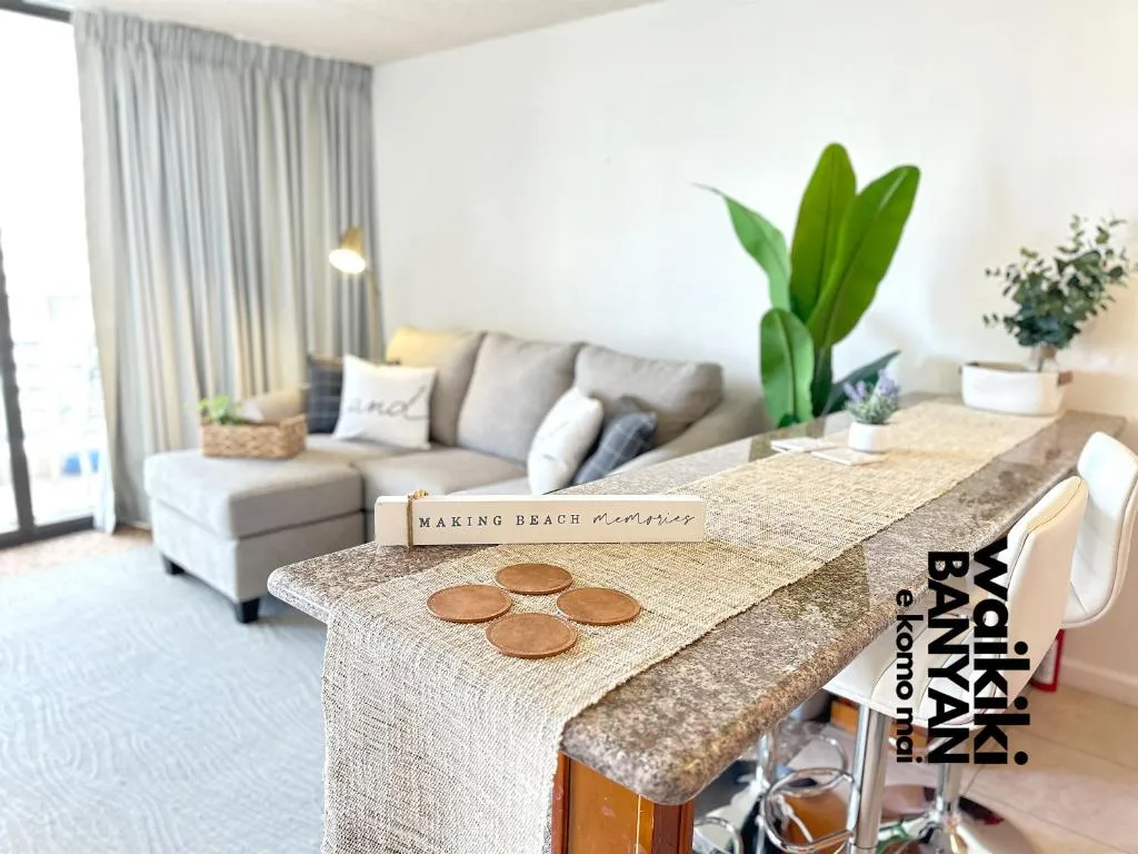 Image of Stunning 1BD a block away to Waikiki Beach Free Parking