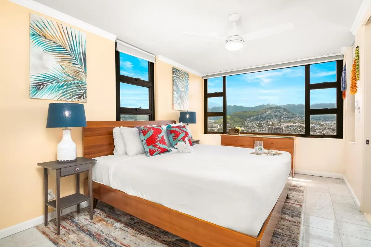 Image 3 of Stylish 1BR Condo with Mountain View & Free Parking!
