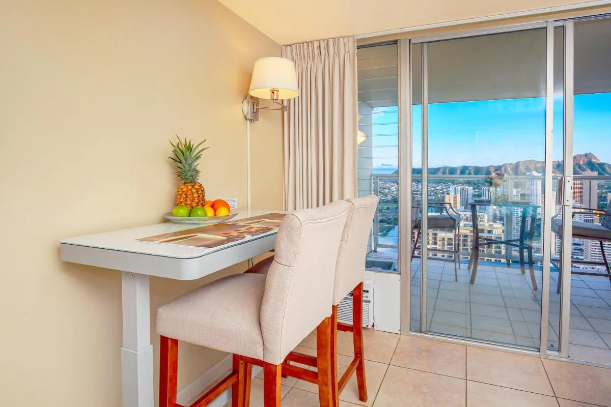 Image 4 of Stylish Studio with Great Ocean Views & Near Beach!