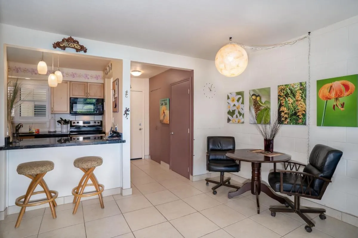 Image 4 of Suite Maui Paradise Condo
