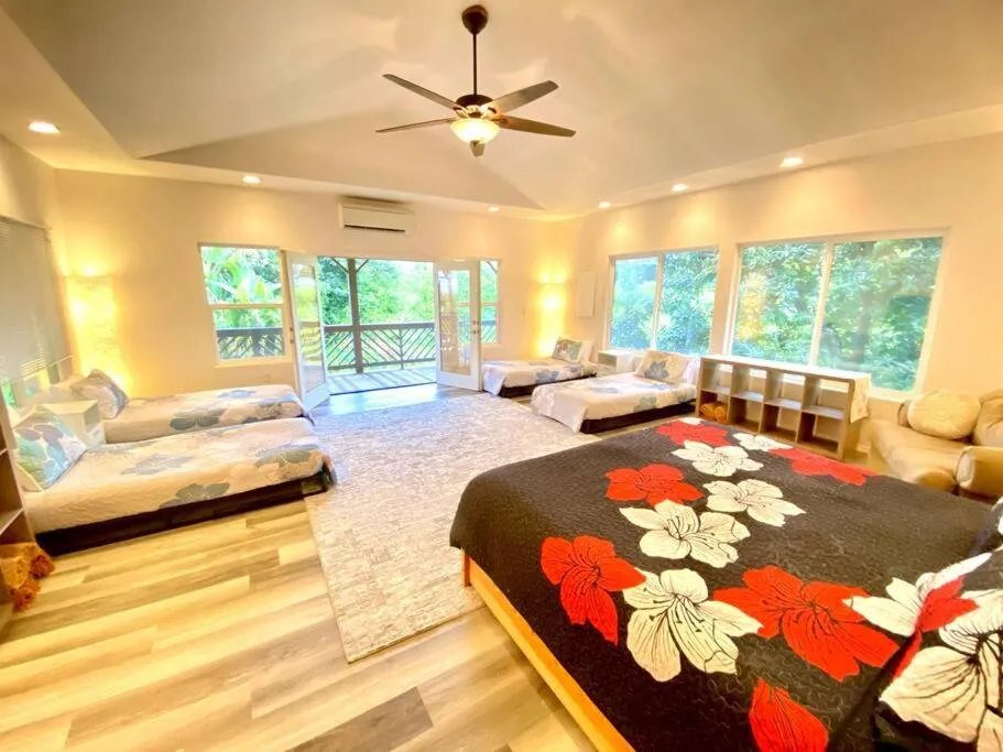 Image 6 of THE HONOMU HOUSE – Gorgeous, Spacious 4Bd2Ba Home near Waterfalls and Hilo, Sleeps 12!
