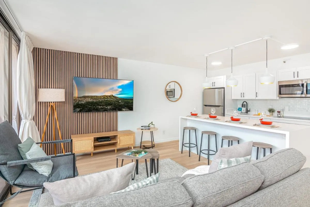 Image 3 of Tastefully Remodeled Apt with Mountain View & Free Parking!