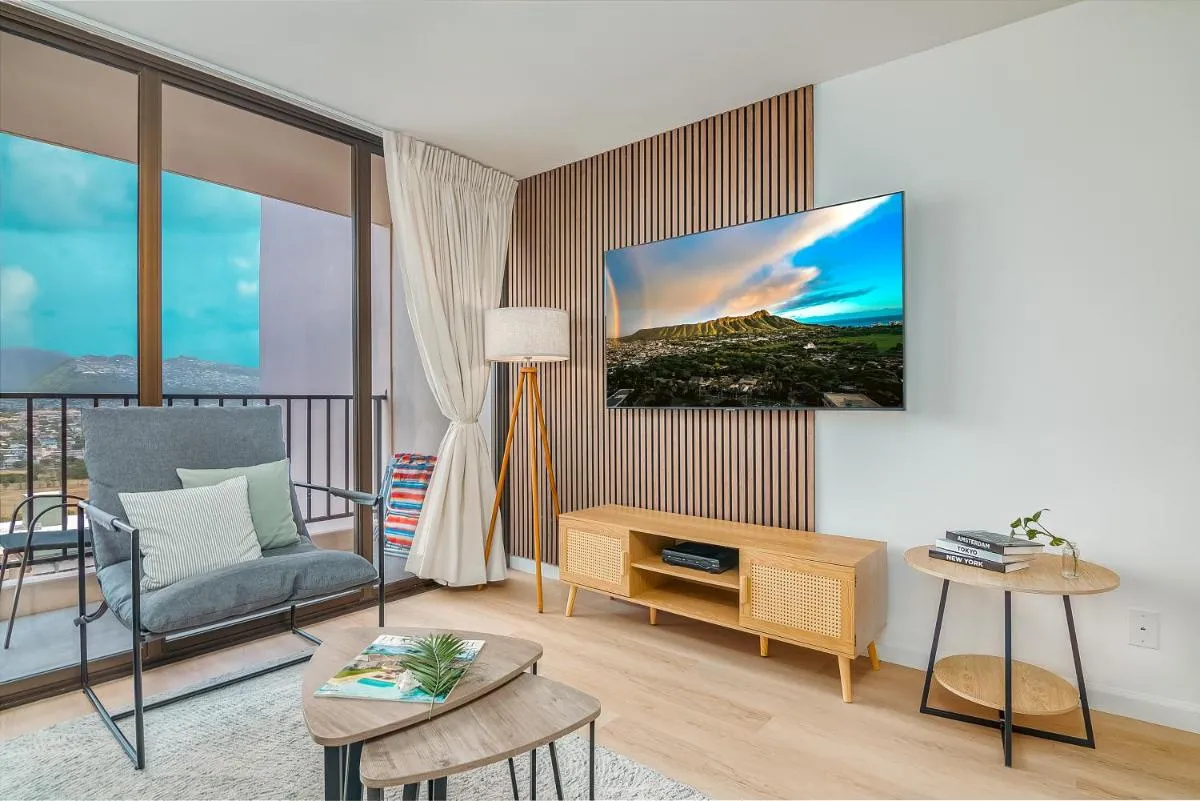 Image 4 of Tastefully Remodeled Apt with Mountain View & Free Parking!