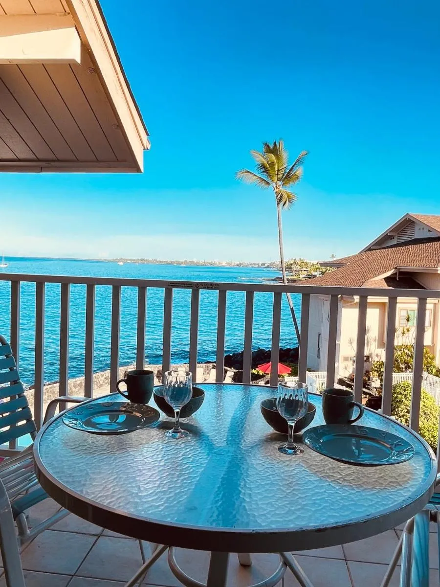 Image 4 of Unobstructed ocean views, Oceanside Pool, 2B/2B, Sleeps 6