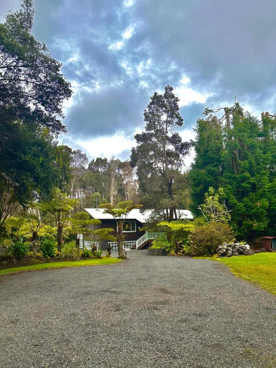 Image 3 of Volcano Hideaway Cabin as seen on HGTV
