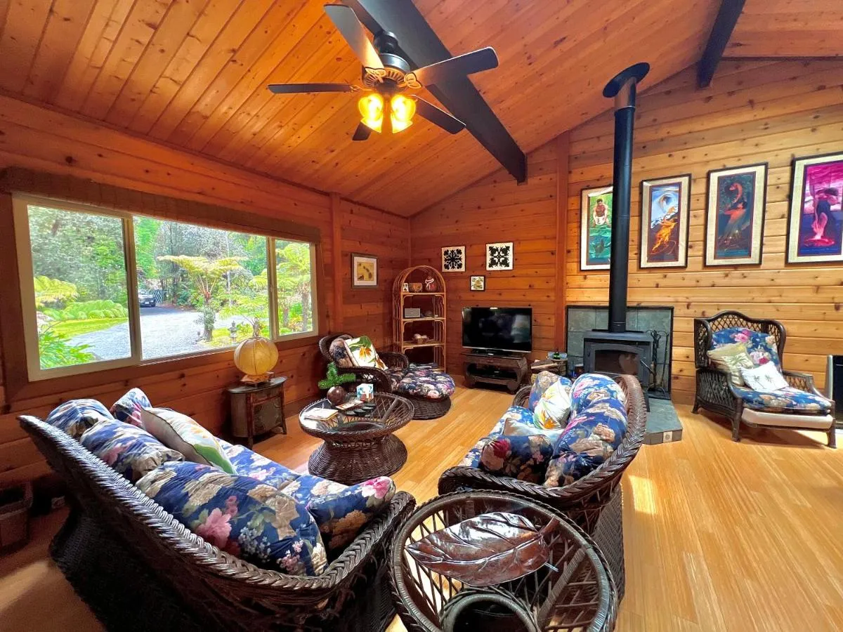 Image 2 of Volcano Hideaway Cabin as seen on HGTV