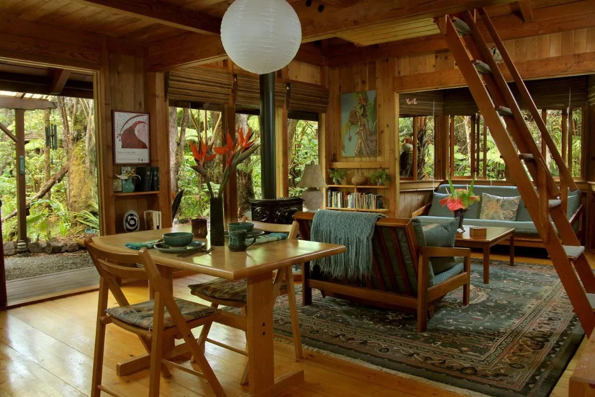Image 3 of Volcano Rainforest Retreat