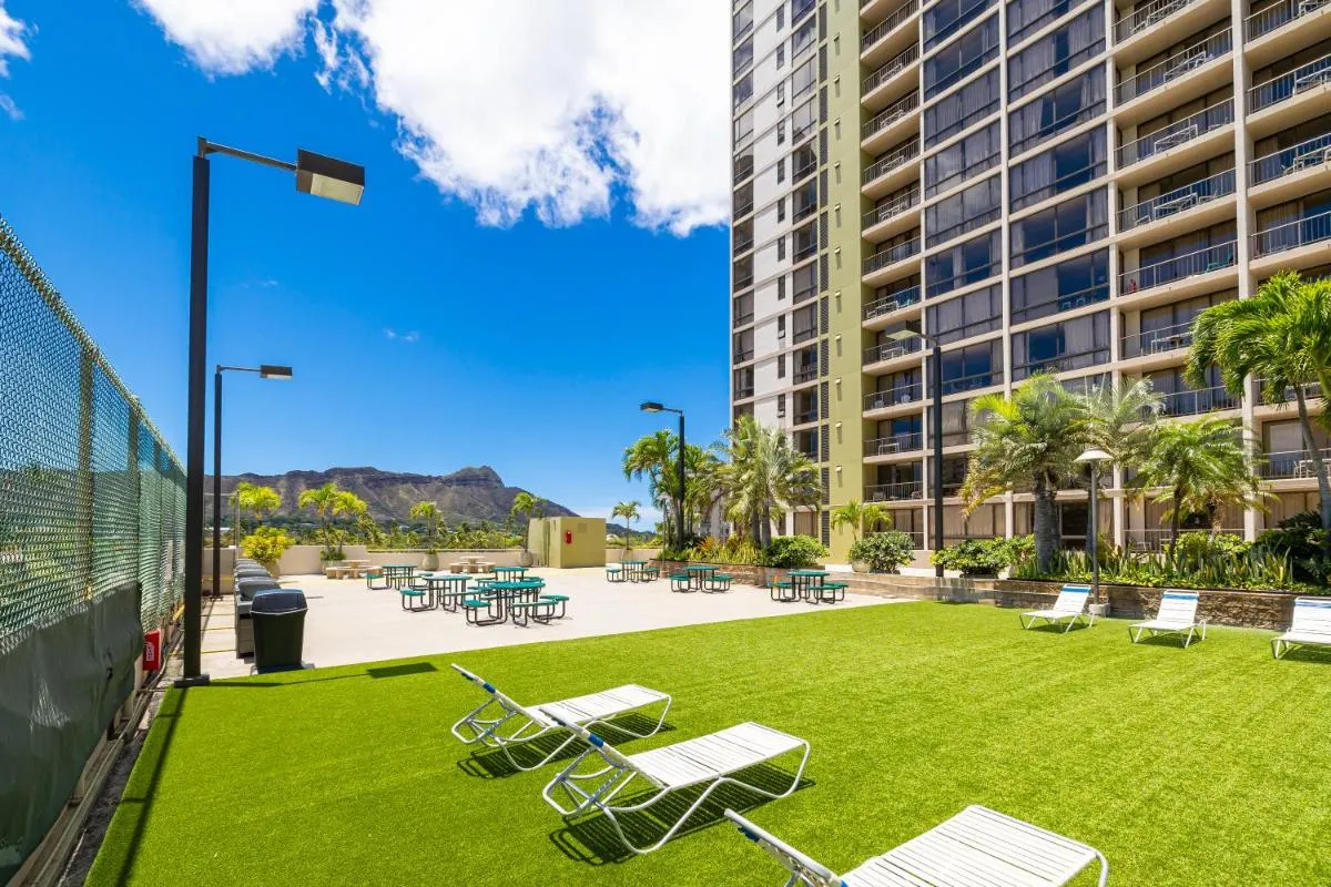 Image 6 of Waikiki Getaway, Diamond Head View Condo with Free Parking