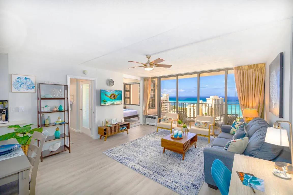 Image of Waikiki Upscale 1 BR – Ocean Views – Parking