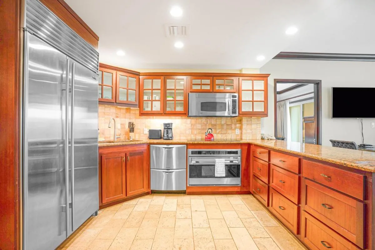 Image 4 of Waipouli Beach Resort H105