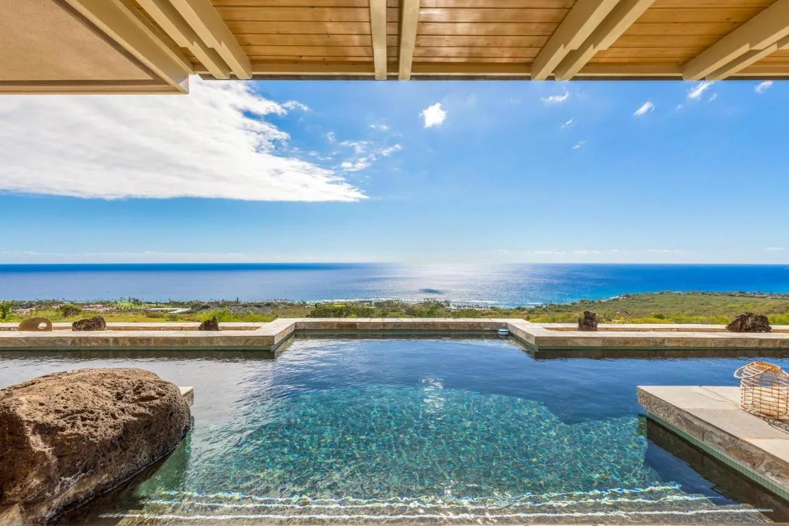 Image of Waterfall House – Hawaii