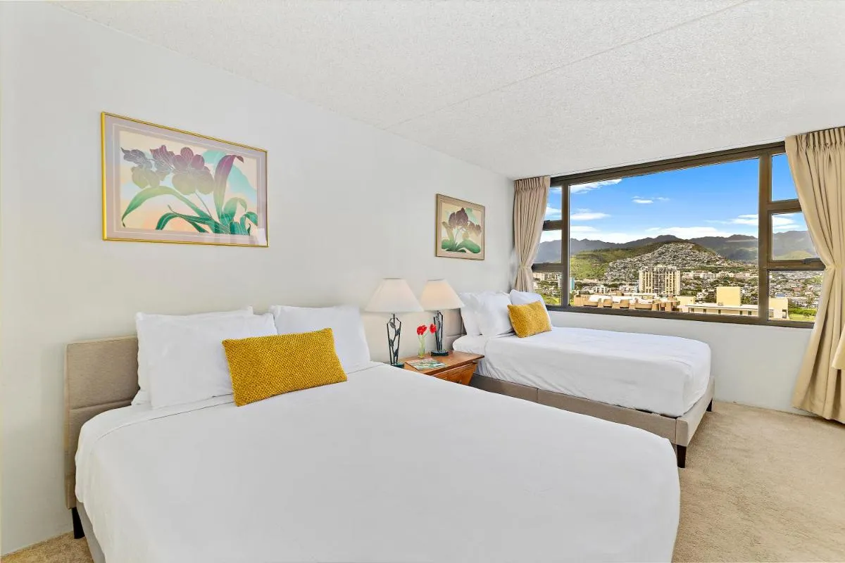 Image 2 of 1BR Condo with Beautiful Mountain Views and Free Parking!