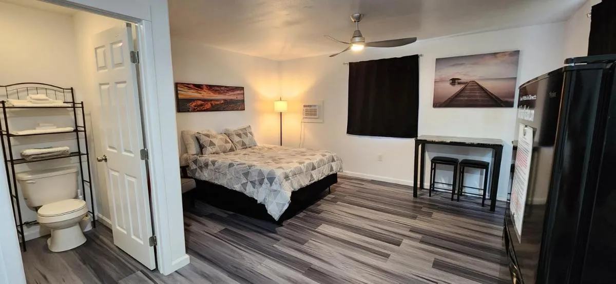 Image 2 of #1 NEW! Couples Getaway Self CheckIn Studio Apt