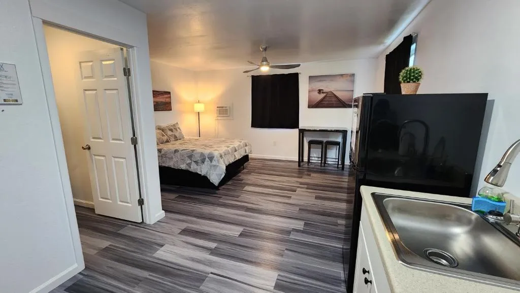 Image of #1 NEW! Couples Getaway Self CheckIn Studio Apt
