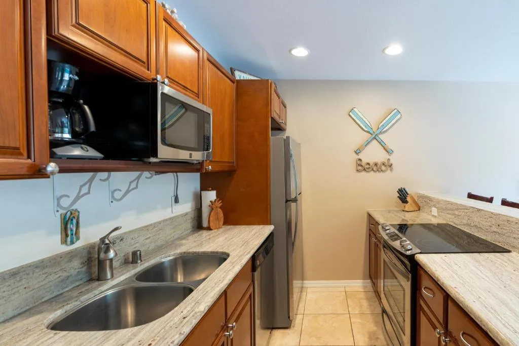 Image of 2 Bedroom Kapaa Condo, Pool, AC, Beach Access KK116