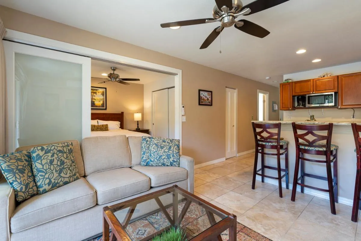 Image 3 of 2 Bedroom Kapaa Condo, Pool, AC, Beach Access KK116