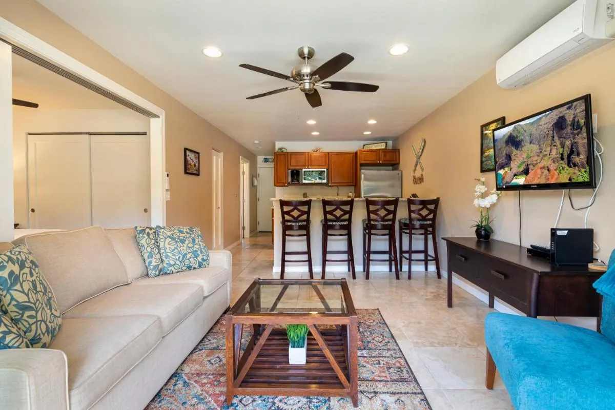 Image 4 of 2 Bedroom Kapaa Condo, Pool, AC, Beach Access KK116