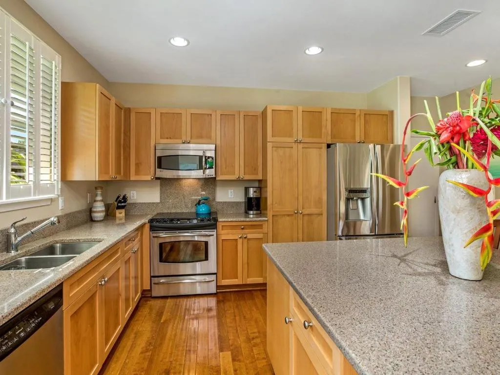 Image 6 of 3BR Nihilani Condo with AC, Pool & Close to Shops 8C