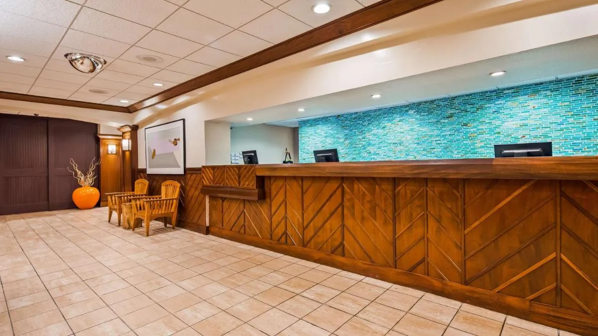 Image 4 of Airport Honolulu Hotel