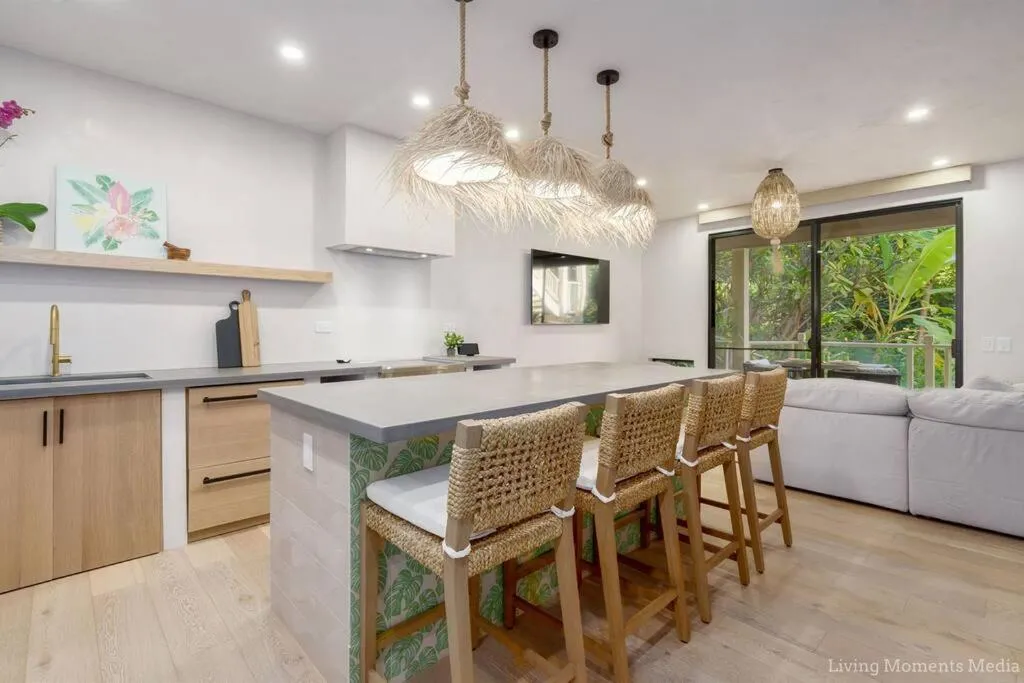 Image of Aloha Moon – A Chic and Dreamy Modern Tropical Hideaway!