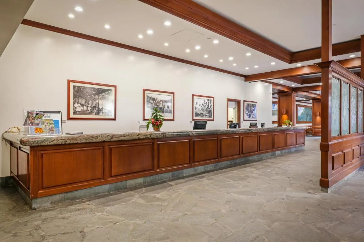 Image 4 of Aston at the Waikiki Banyan