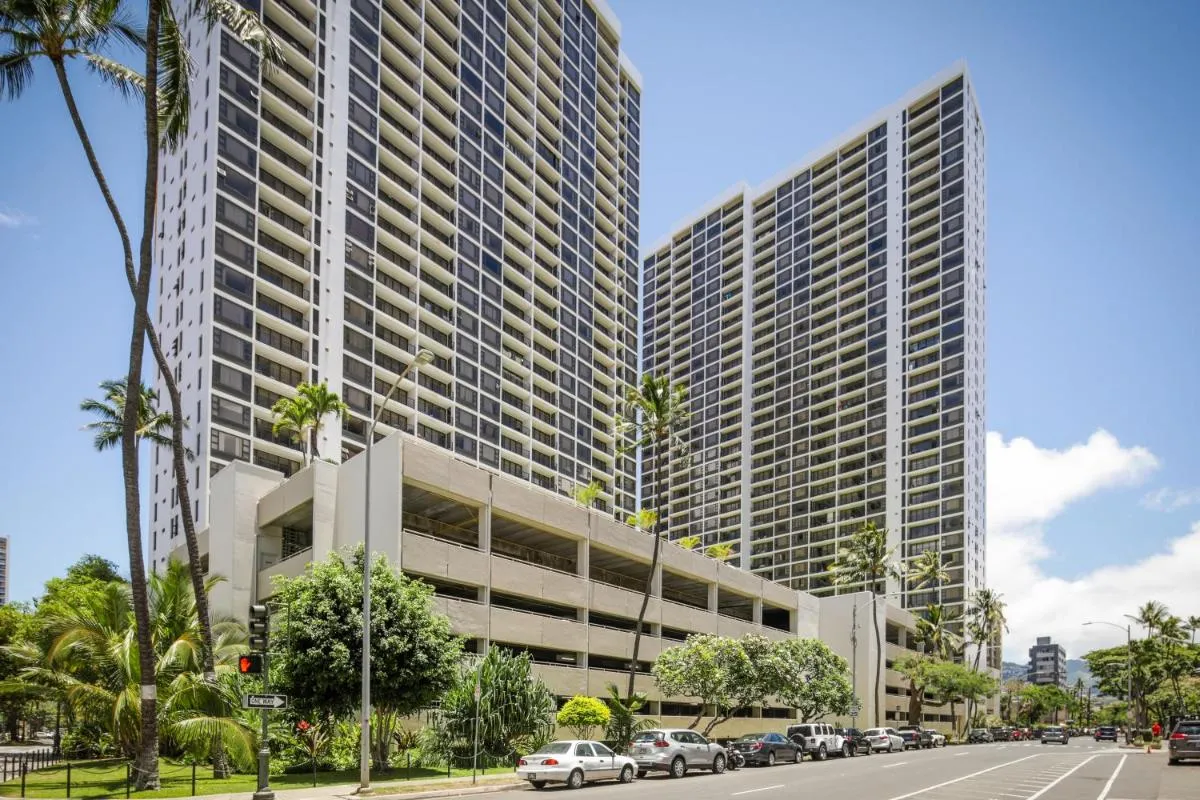 Image 5 of Aston at the Waikiki Banyan