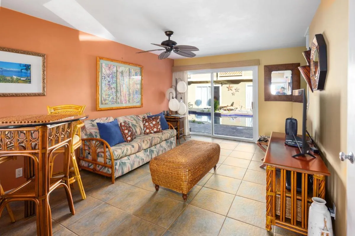 Image 6 of Bamboo Suite located across from the beach, 1 Bedroom sleeps 4