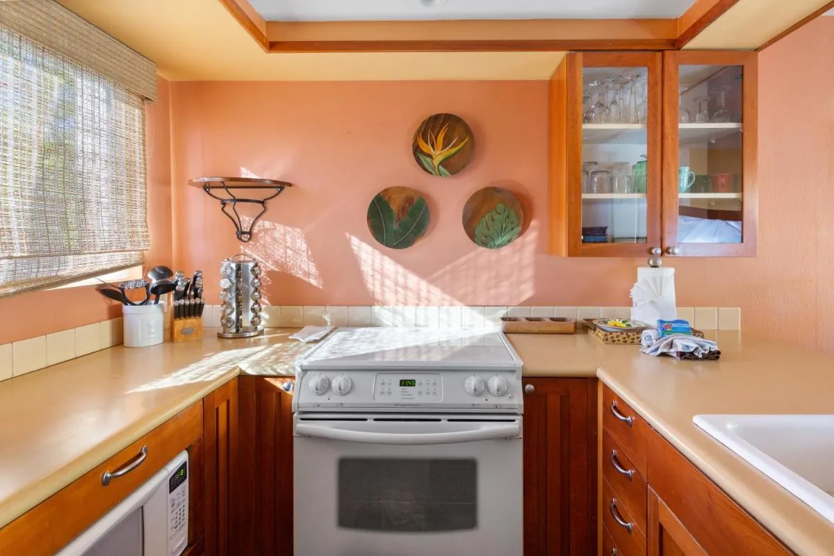 Image 1 of Bamboo Suite located across from the beach, 1 Bedroom sleeps 4