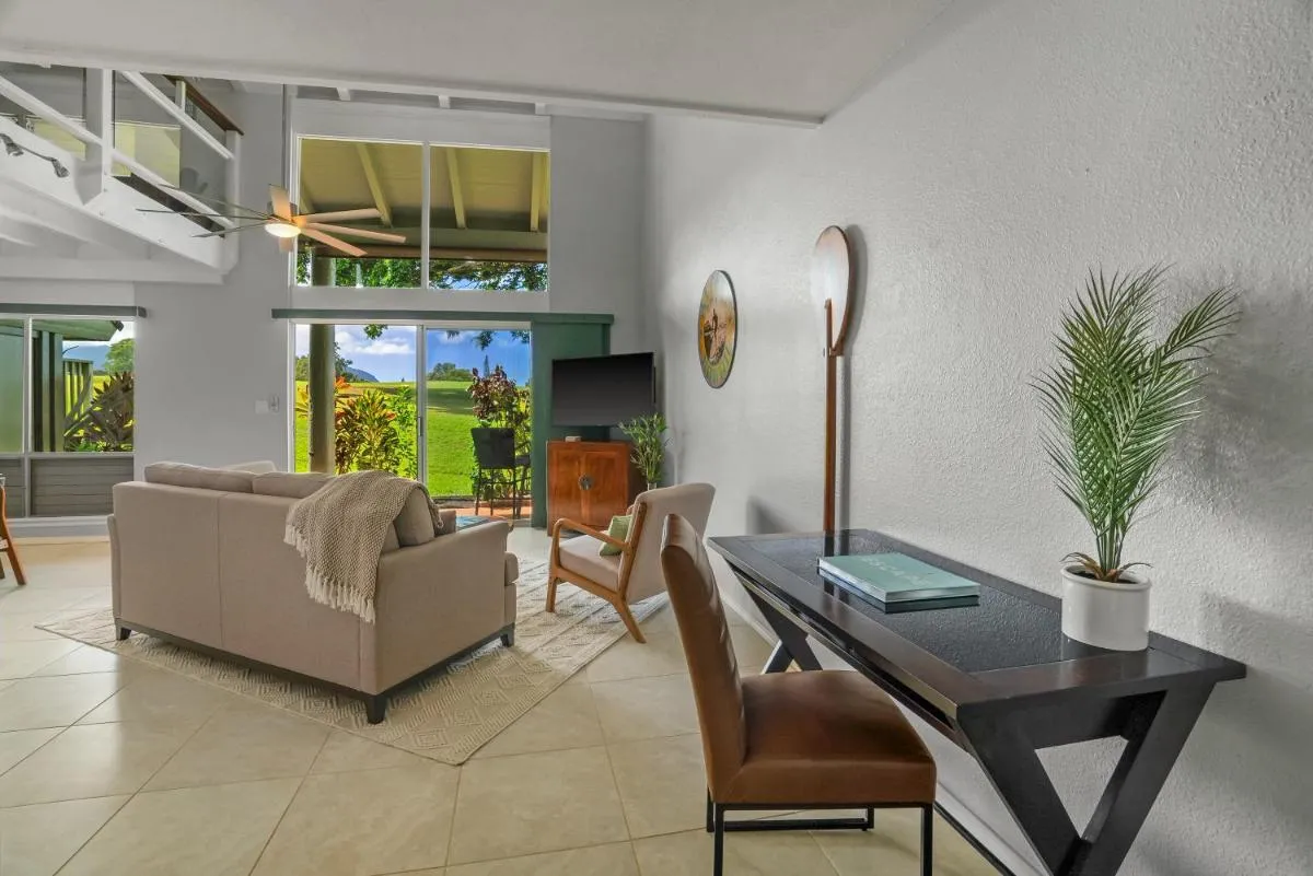 Image 5 of Beautiful 2Br 2Ba Puamana, Ocean and Mountain View, Pool