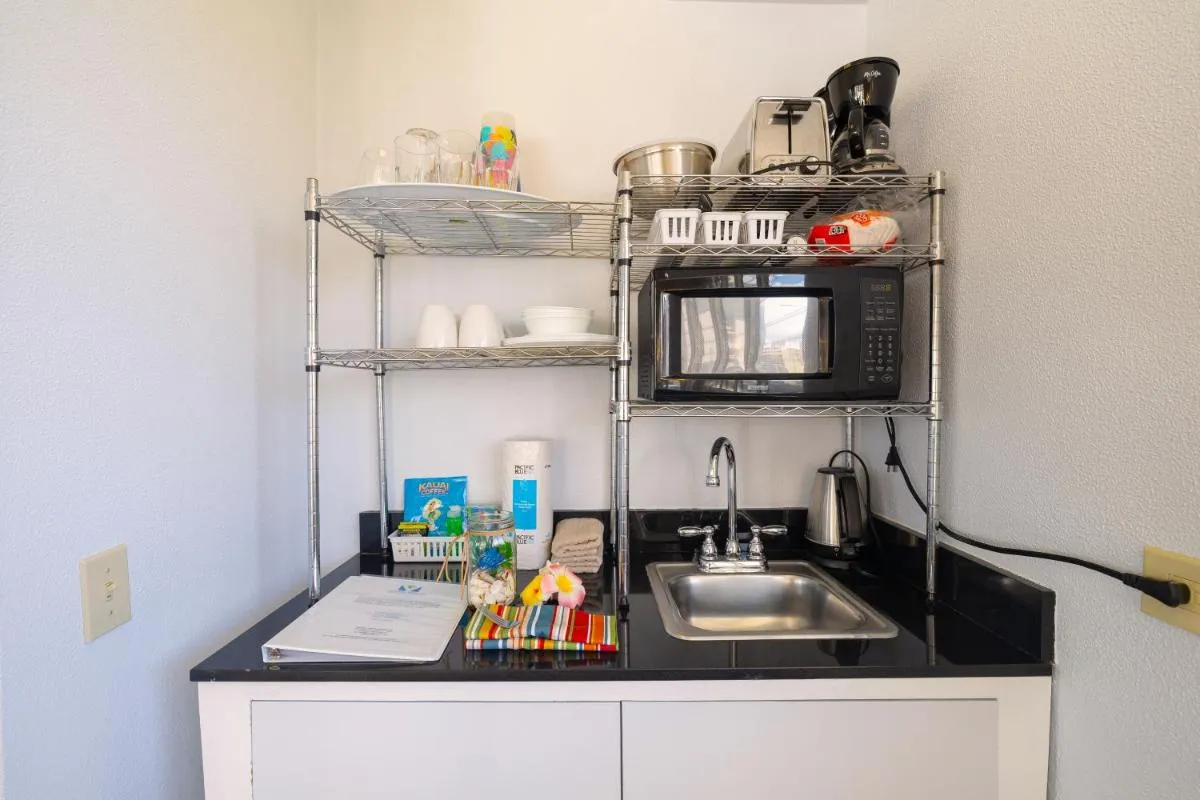 Image 5 of Beautiful Studio in the Heart of Vibrant Waikiki