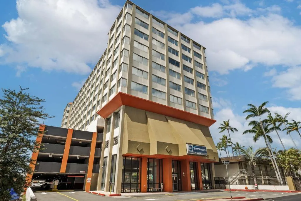 Image of Best Western The Plaza Hotel Honolulu Airport – Free Breakfast