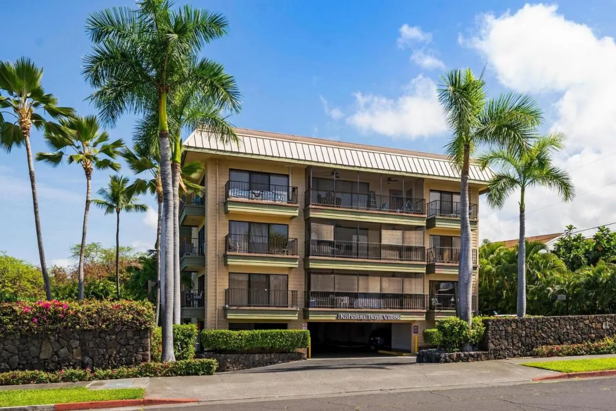 Image 2 of Big Island Kahaluu Bay Villas by Coldwell Banker Island Vacations