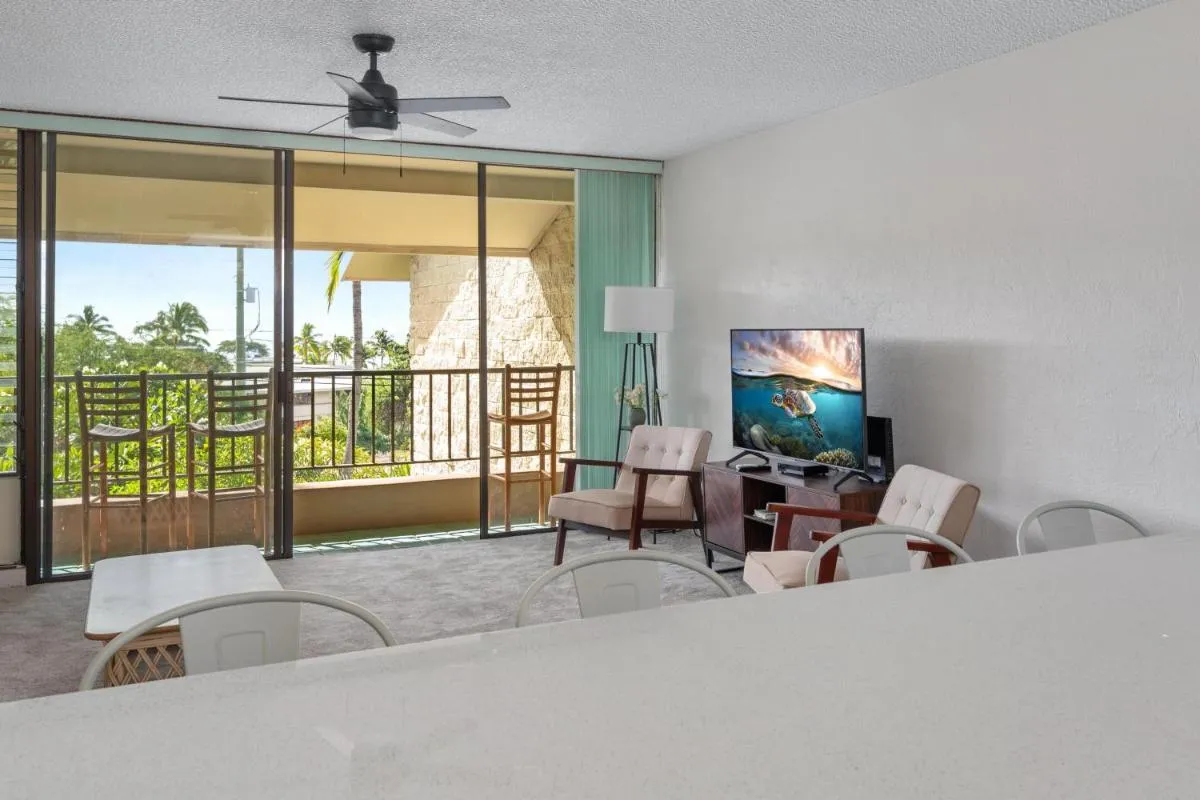 Image 2 of Big Island Kalanikai 307 condo