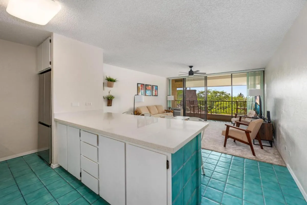 Image 3 of Big Island Kalanikai 307 condo
