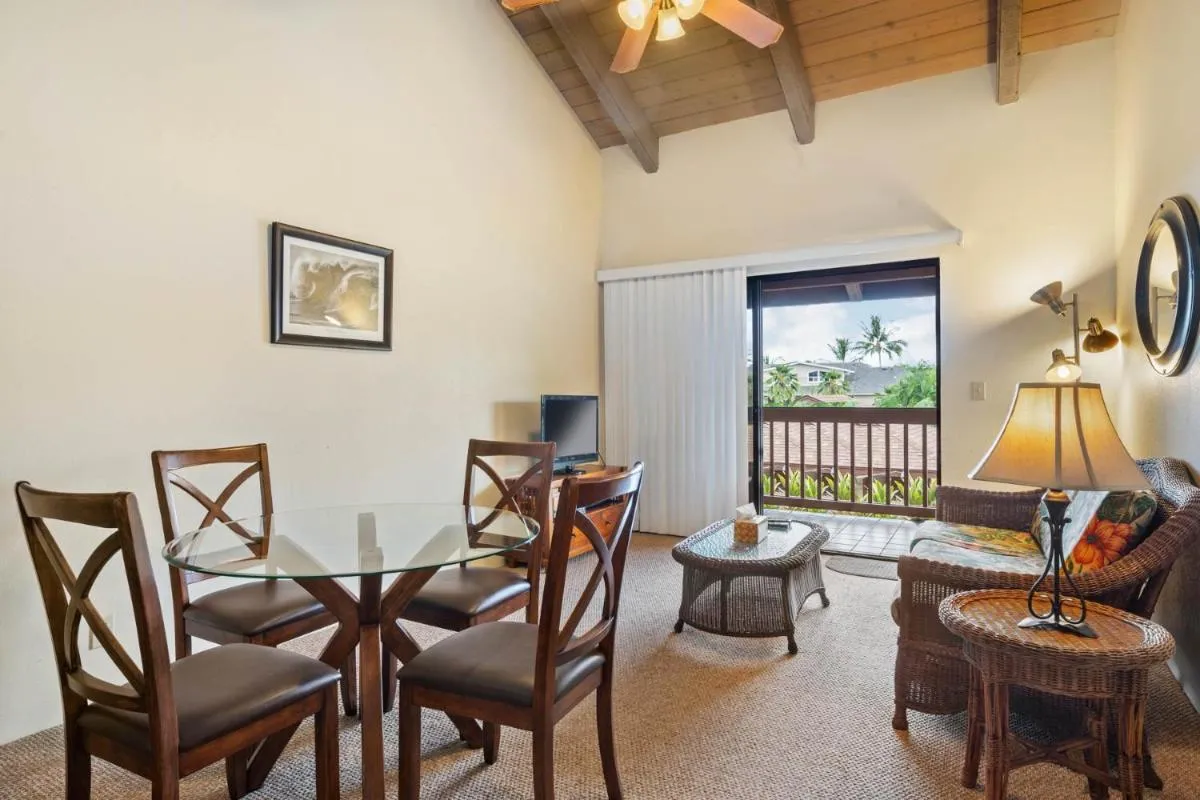 Image 3 of Big Island Lunapule Condos 205B condo