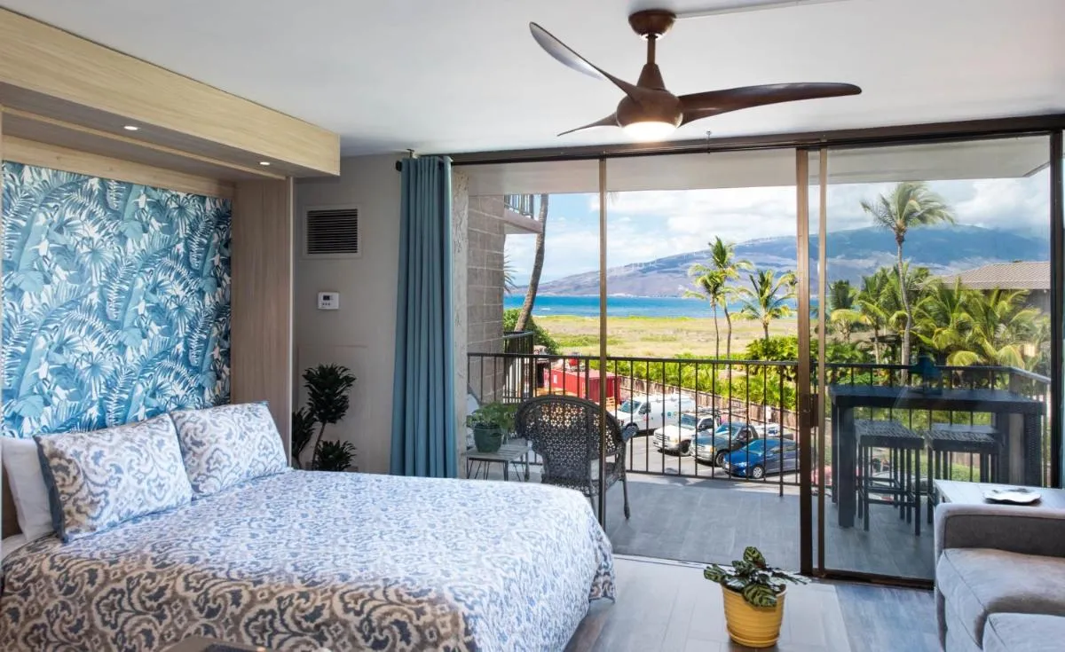 Image 5 of Boutique Oceanfront Vistas
