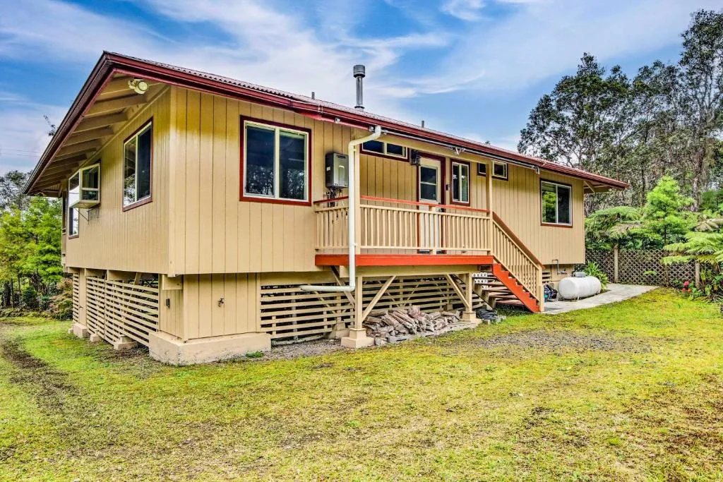 Image of Breezy Home, 4 Mi to Volcanoes Natl Park!