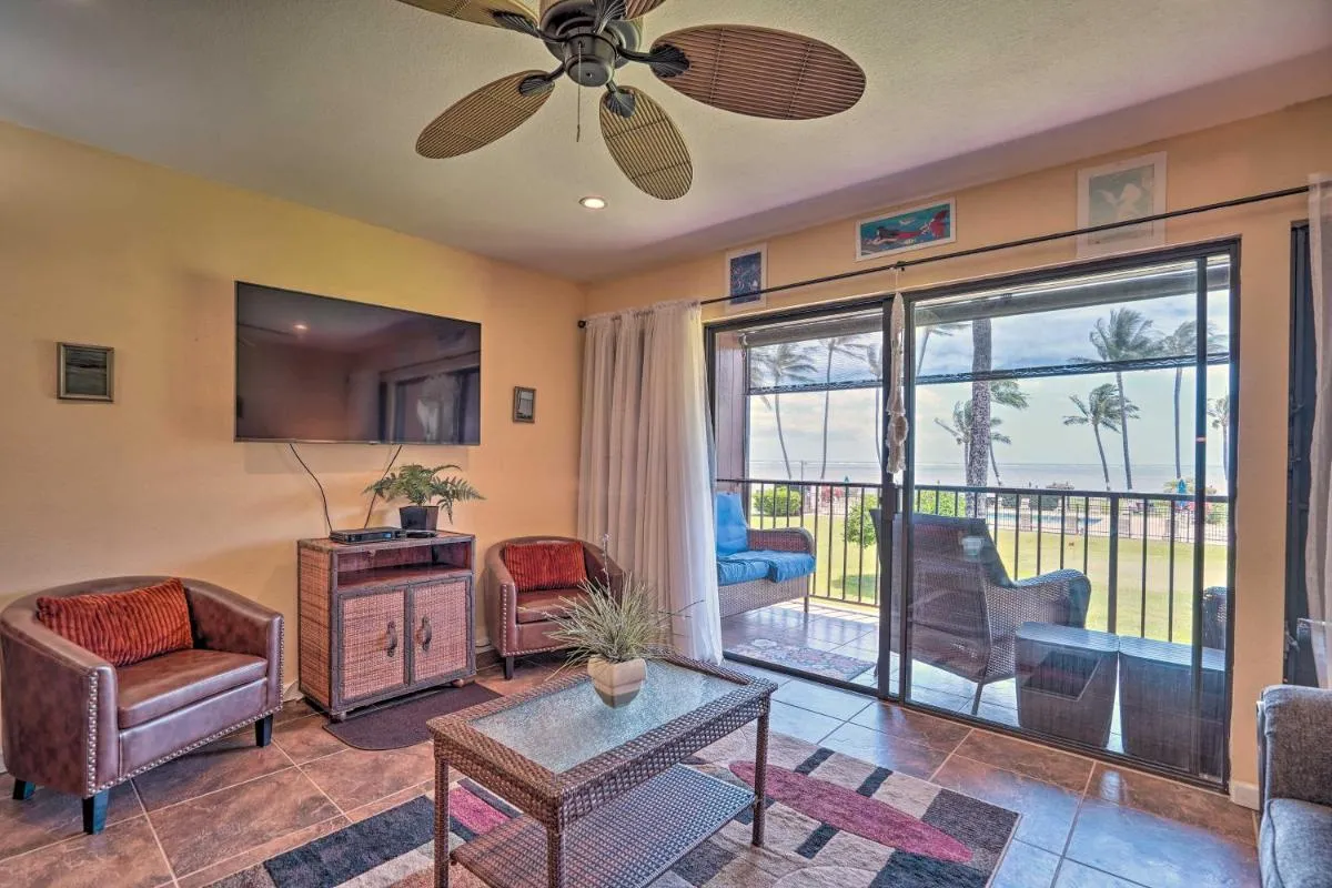 Image 3 of Breezy Kaunakakai Retreat with Community Pool!