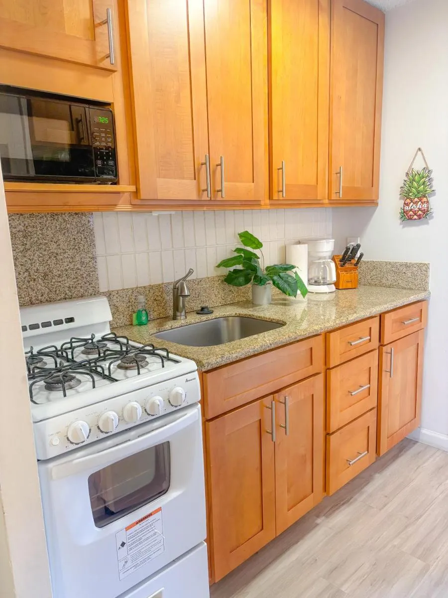 Image 3 of Bright Kalakauan Apartment condo