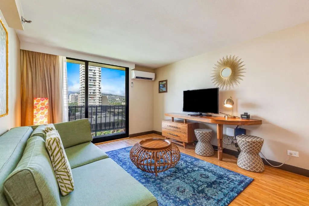 Image of Castle Bamboo Waikīkī Hotel