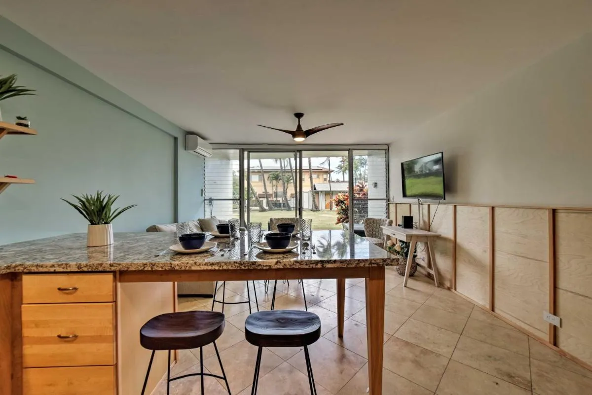 Image 6 of Condo with Lanai at Beginning of Road to Hana!