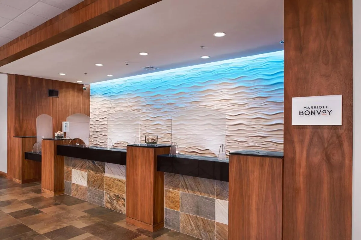 Image 6 of Courtyard by Marriott King Kamehameha’s Kona Beach Hotel