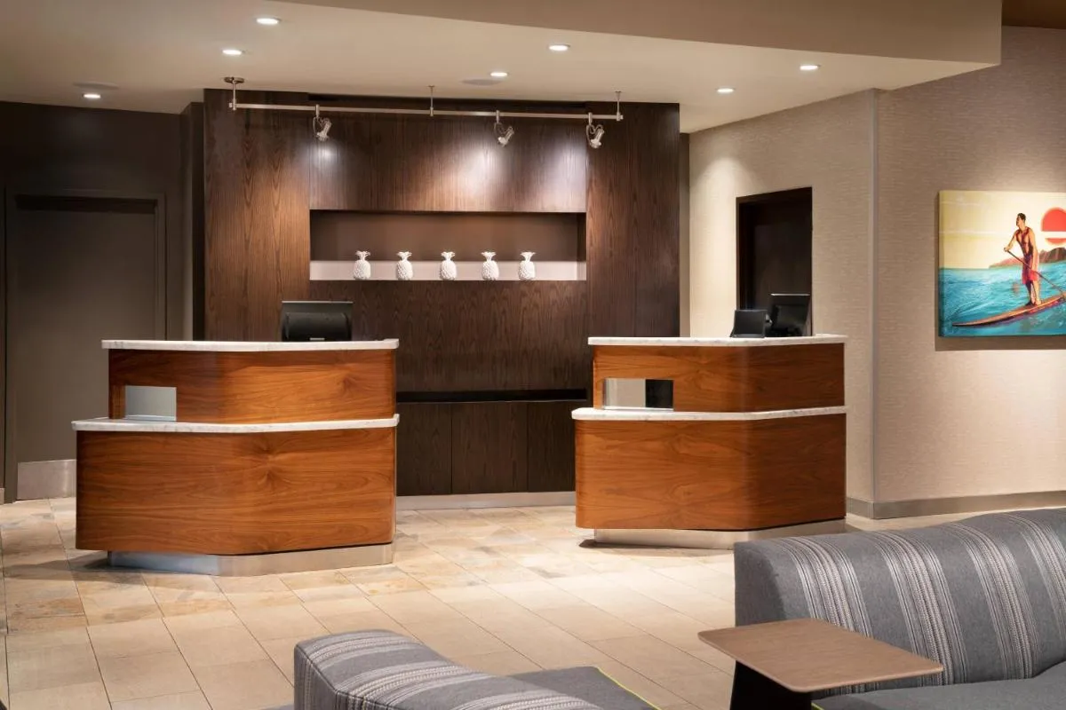 Image 1 of Courtyard by Marriott Maui Kahului Airport