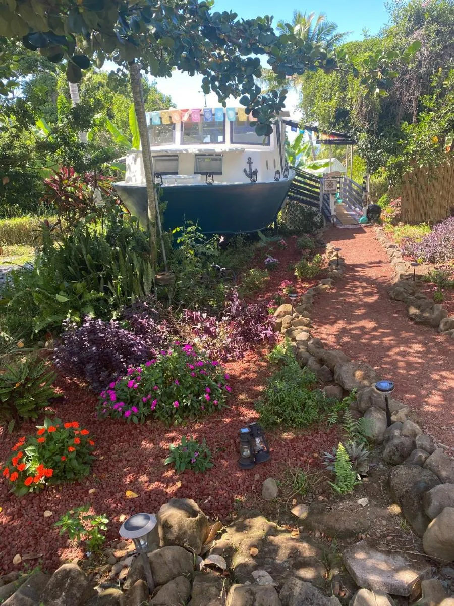 Image 3 of Cozy jungle boat hideaway with stunning ocean view