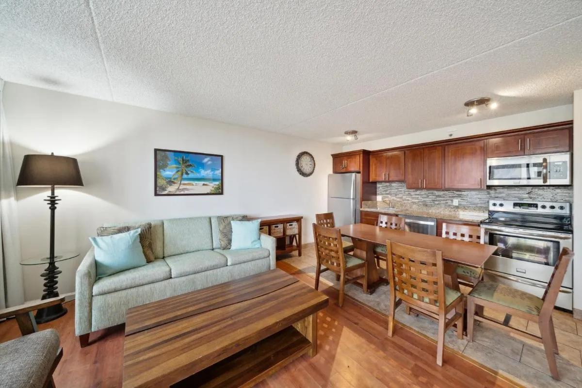 Image 1 of Deluxe 21st Floor Corner Condo with Diamond Head Views condo