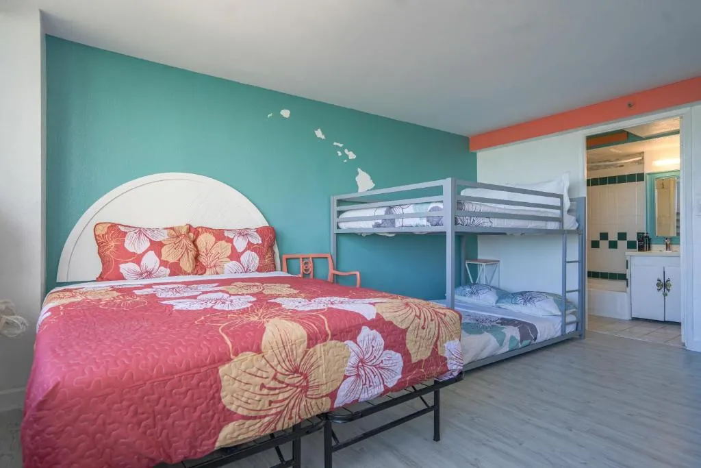 Image of Diamond, Ocean, and Canal view Affordable Family House7person