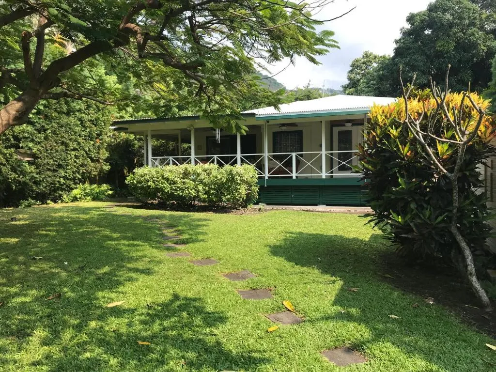 Image of Eco-friendly Sanctuary on Kealakekua Bay. Charming Hawaiian Style with Air Con