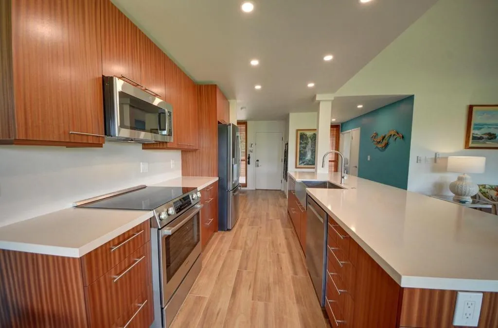 Image of Ekahi 24C, Sleeps 6